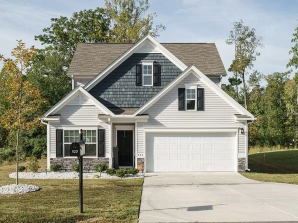 520 Lionheart Ln, Sanford, NC 27330
