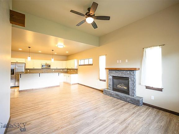 3rd image of 523 N Stafford Ave