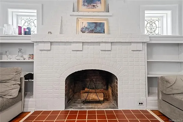 Sold by Dom Realty of NY | media 4