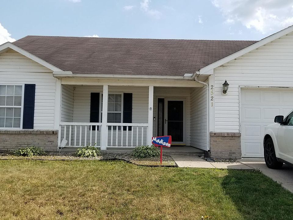 1st image of 2521 Lauren Ln