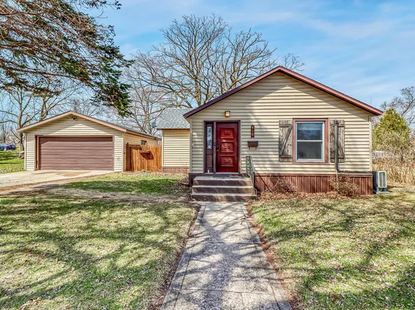 410 Bowling Ave, Detroit Lakes, MN 56501