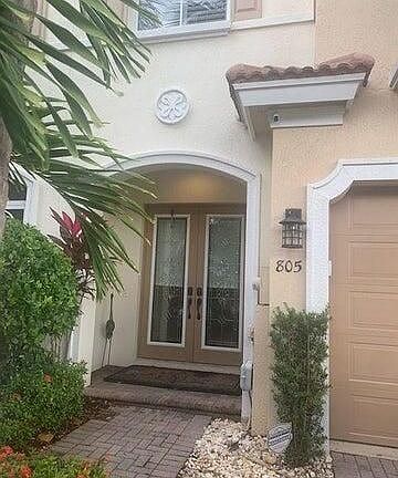 3rd image of 1000 N Us Highway 1 APT 805