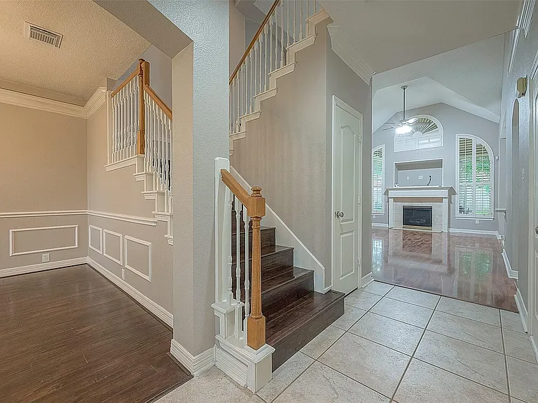 5910 Misty Island Ct — Photo 6
