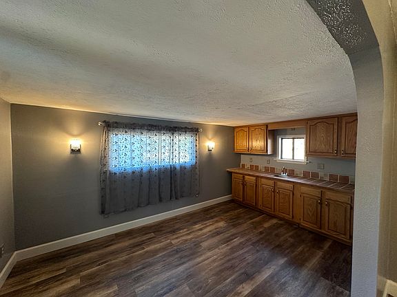 4th image of 709 N Bend Dr