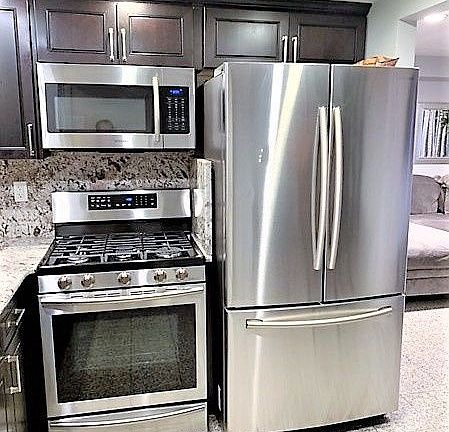 3rd image of 2538 41st St APT 1