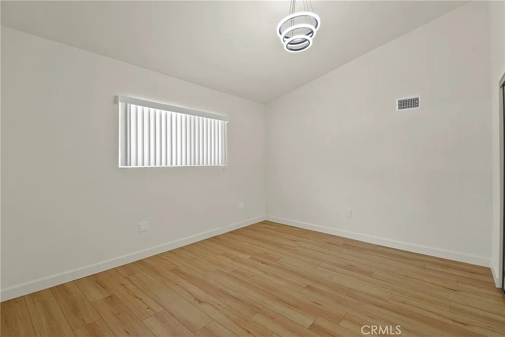 4 bed, 2589 sqft, $7,000 — Photo 3