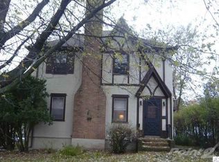 202 W Arrowhead Rd, Duluth, MN 55803