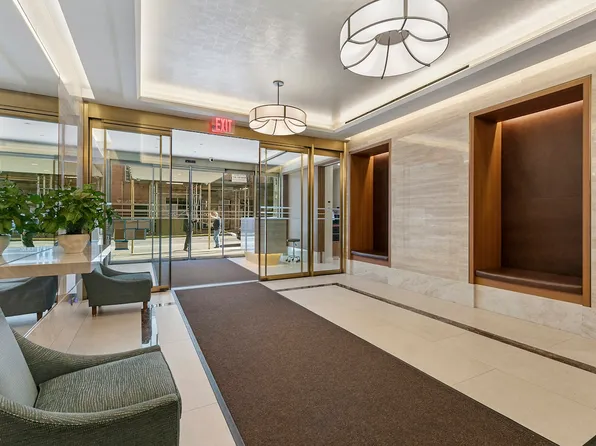 200 East 27th Street image 5 of 11