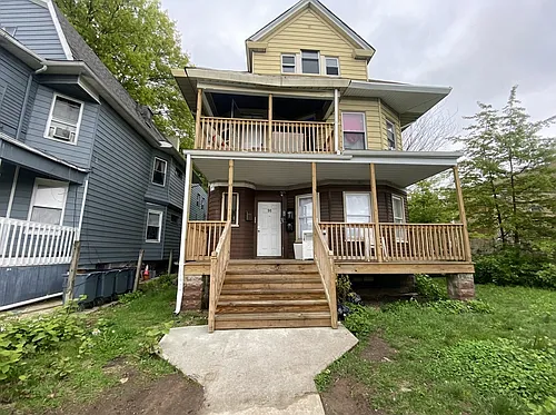 98 S Grove St Photo 1