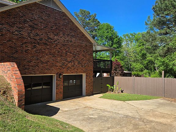 3rd image of 6407 Halcyon Dr