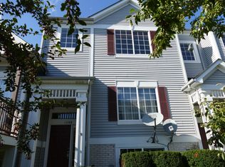 150 Enclave Cir UNIT B, Bolingbrook, IL 60440