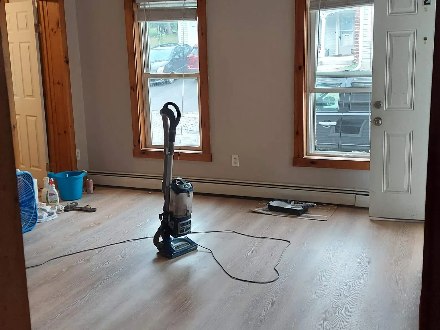 560 Main St — Photo 3