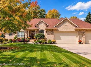1800 Wilderness Dr, Dewitt, MI 48820
