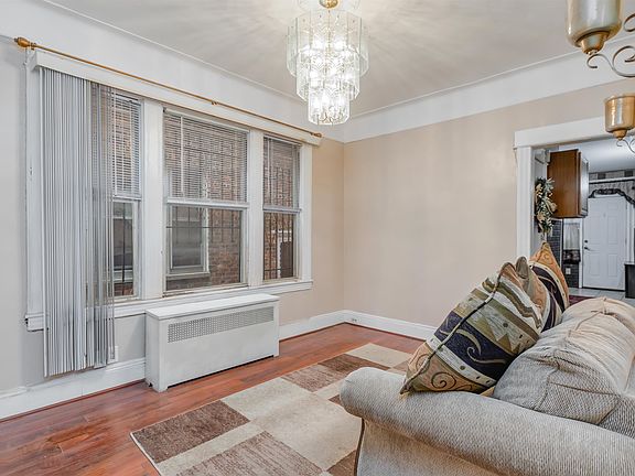3rd image of 41 Greenville Ave Floor 1