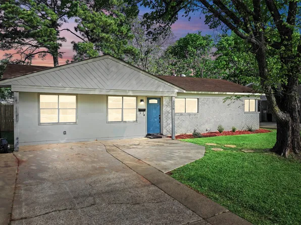 3209 Bistineau Dr, Bossier City, LA 71112