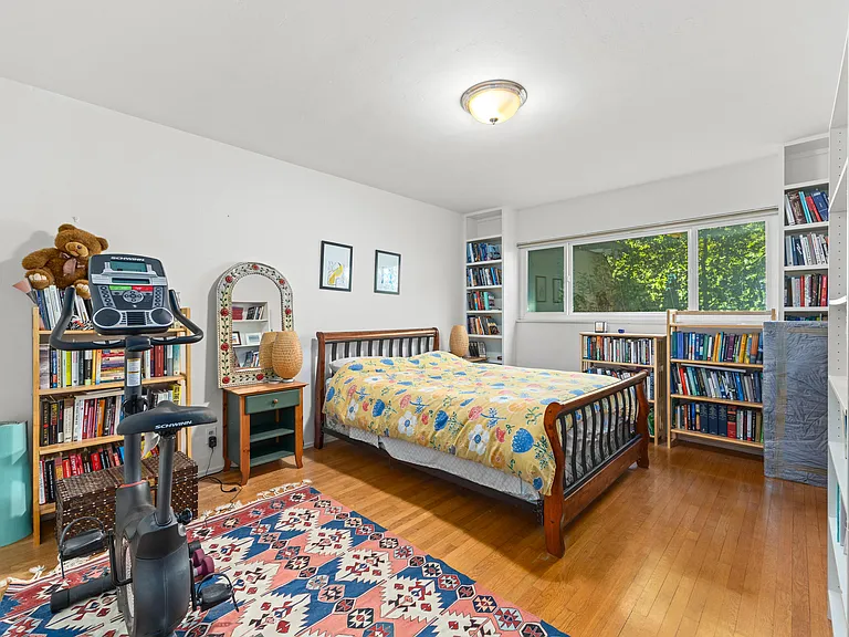 723 Alston Rd — Photo 10