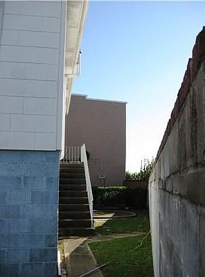 4th image of 5219 Hawthorne Pl