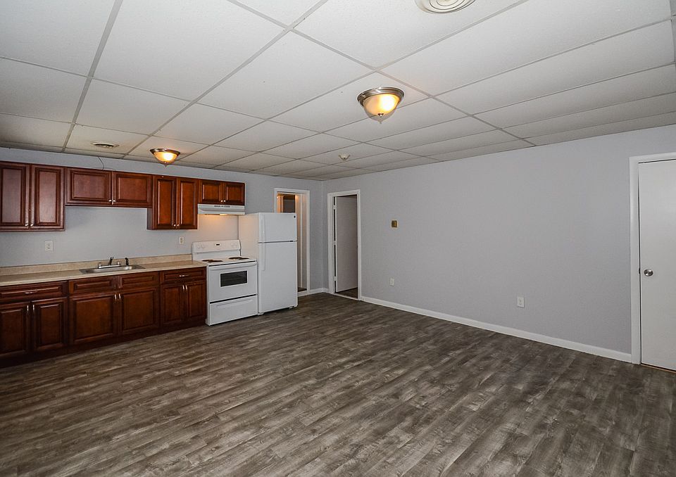 1161 W Shore Rd Warwick RI Zillow