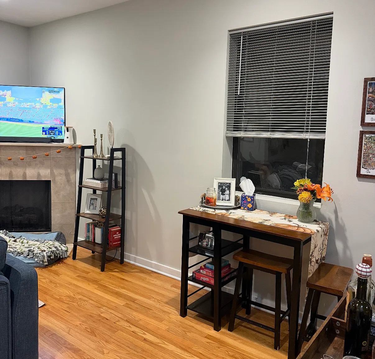 2 bed, 1360 sqft, $3,858 — Photo 3