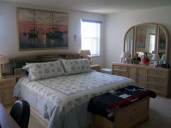 4th image of 16141 Blatt Blvd APT 206