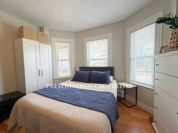 46 Cook St #1, Newton, MA 02458