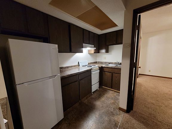 3rd image of 133-137 29th Street Dr SE #14