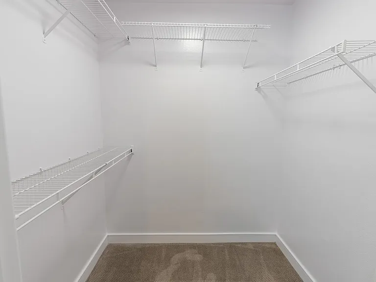 1223 Federal Ave — Photo 115