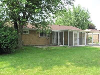 3rd image of 12 Greencliff Dr