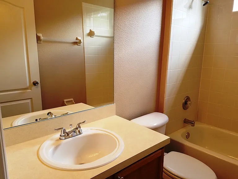 3213 Kingstown Ct — Photo 17