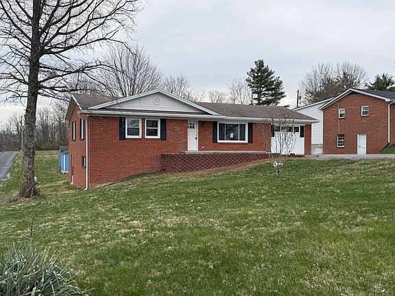 5th image of 1051 Bethlehem Rd