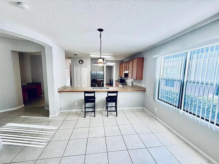 402 Breckenridge Cir SE — Photo 19