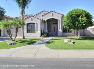 724 W Carob Pl, Chandler, AZ 85248