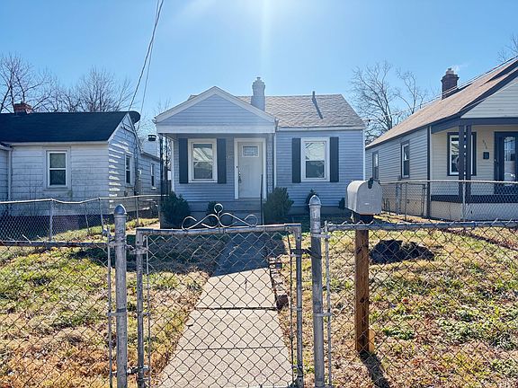 2nd image of 934 Camden Ave