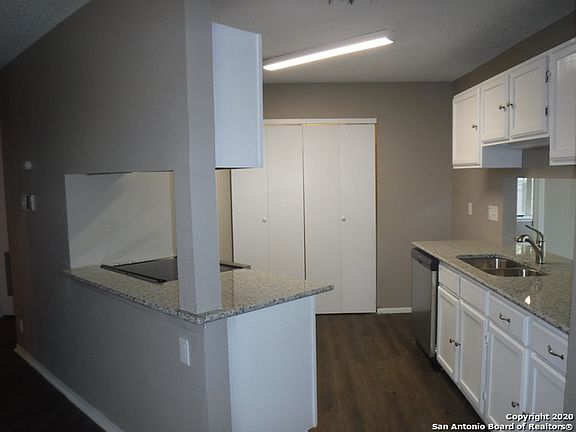 4th image of 8954 Rich Way
