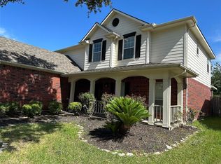 16011 Crooked Arrow Dr, Sugar Land, TX 77498
