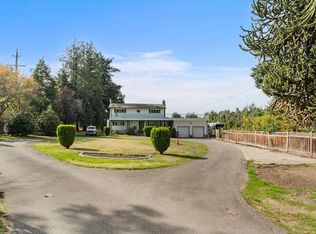 42111 Ratzlaff Rd, Chilliwack, BC V2R5J6