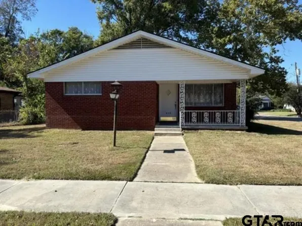615 N Pacific St, Mineola, TX 75773