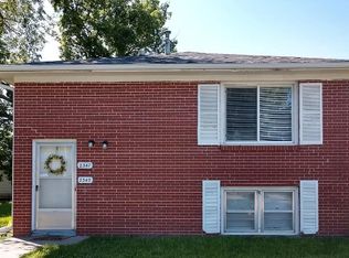2345 F St, Lincoln, NE 68510