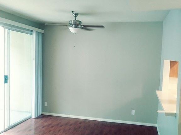 5th image of 90 N Michigan Ave APT 101