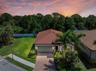 325 Maraviya Blvd, Nokomis, FL 34275