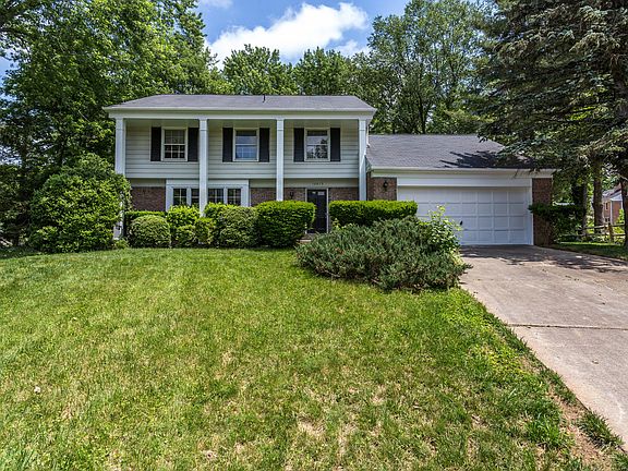 2nd image of 12613 N Stable House Ct