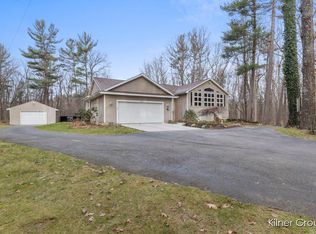 5969 Greeley Ave NE, Rockford, MI 49341