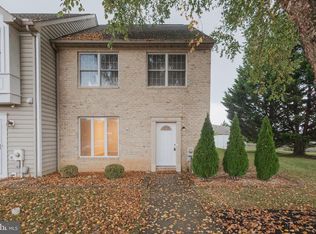 251 Morningside Dr, Falling Waters, WV 25419