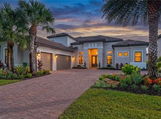 9021 Sorreno Ct, Naples, FL 34119