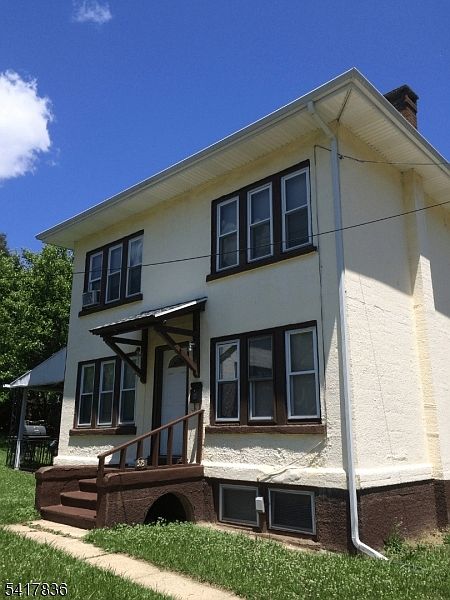 1st image of 575 Arlington Ave