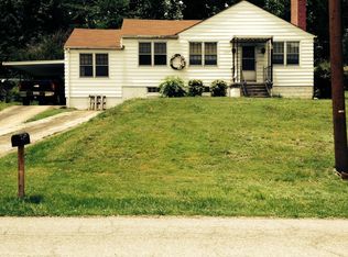 17 Wyandotte Ave E, Big Stone Gap, VA 24219