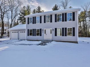 31 Rocky Pond Rd, Brookline, NH 03033