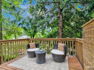 301 W Raye St APT 111, Seattle, WA 98119