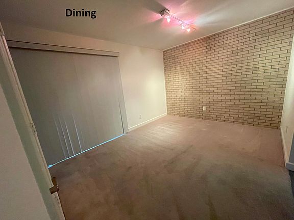 4th image of 2627 McCart Ave