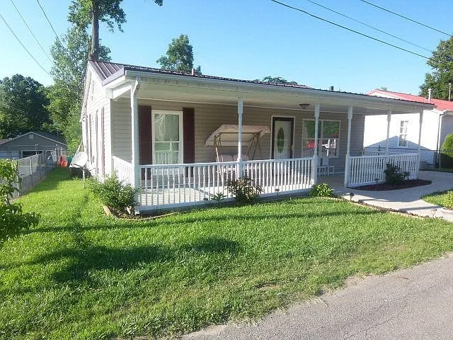 1383 Holmes Ave photo 1